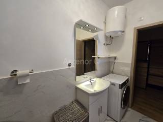 Apartman na moru, Prodaja, Vrsi, Zukve