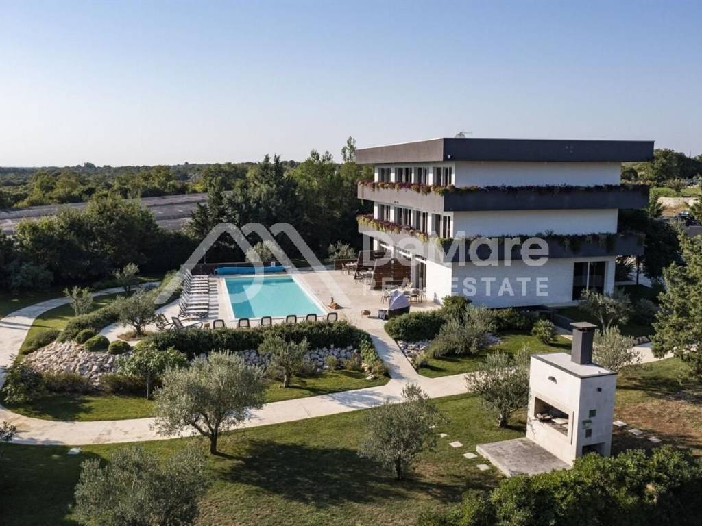 Vila, Prodaja, Nin, Žerava