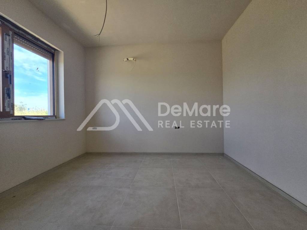 Apartman na moru, Prodaja, Nin, Nin