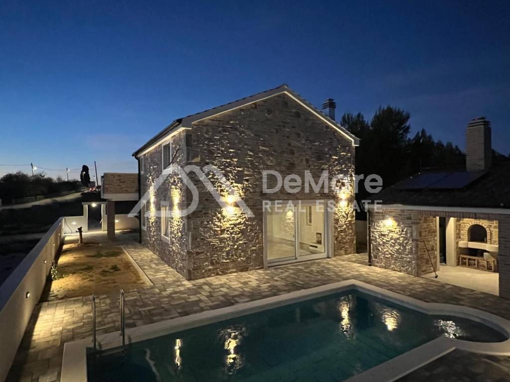 Vila, Prodaja, Vrsi, Vrsi