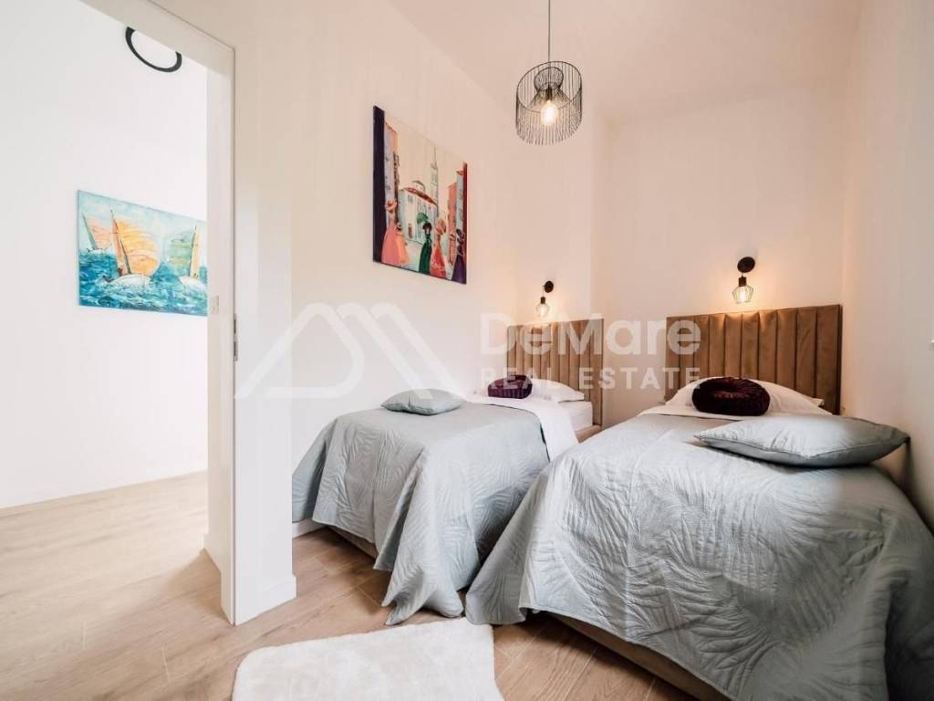 Kamena kuća, Prodaja, Privlaka, Privlaka