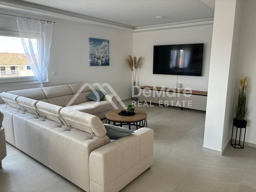 Apartman na moru, Prodaja, Privlaka, Privlaka
