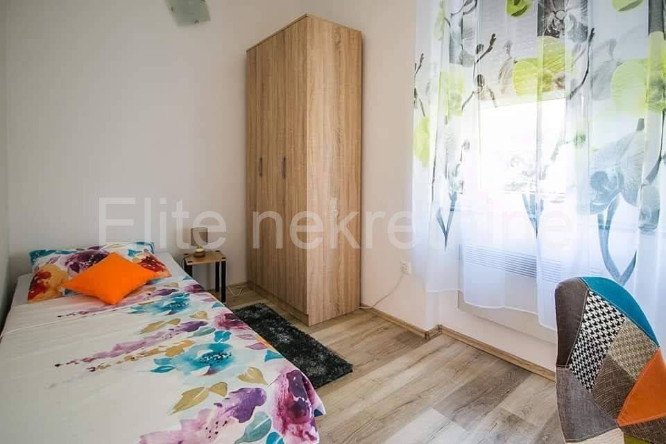 Stan u zgradi, Najam, Rijeka, Zapad