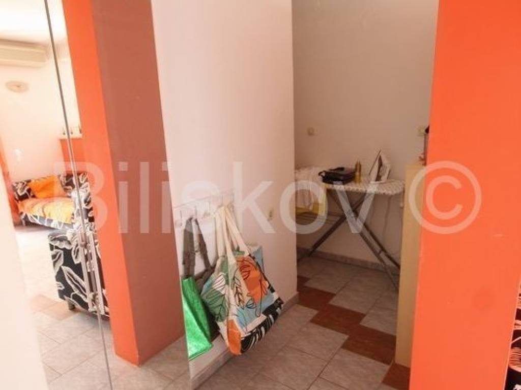Stan u zgradi, Prodaja, Supetar, Supetar