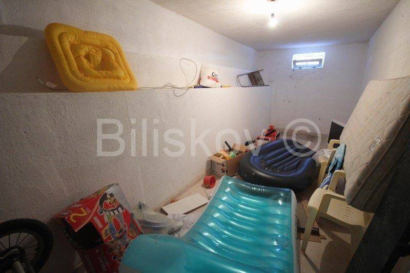 Stan u zgradi, Prodaja, Supetar, Supetar