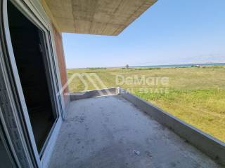Apartman na moru, Prodaja, Privlaka, Privlaka
