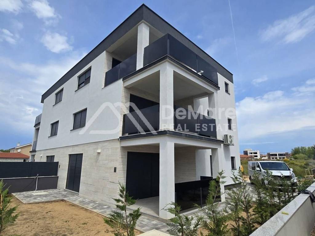 Apartman na moru, Prodaja, Privlaka, Privlaka