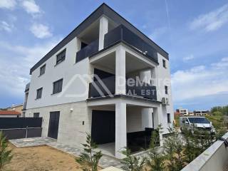 Apartman na moru, Prodaja, Privlaka, Privlaka