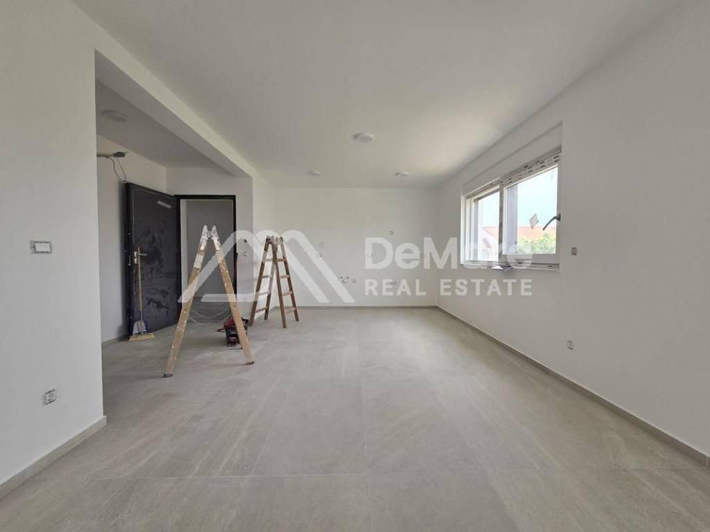 Apartman na moru, Prodaja, Privlaka, Privlaka