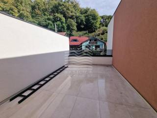 Dvojna kuća, Prodaja, Zagreb, Podsljeme