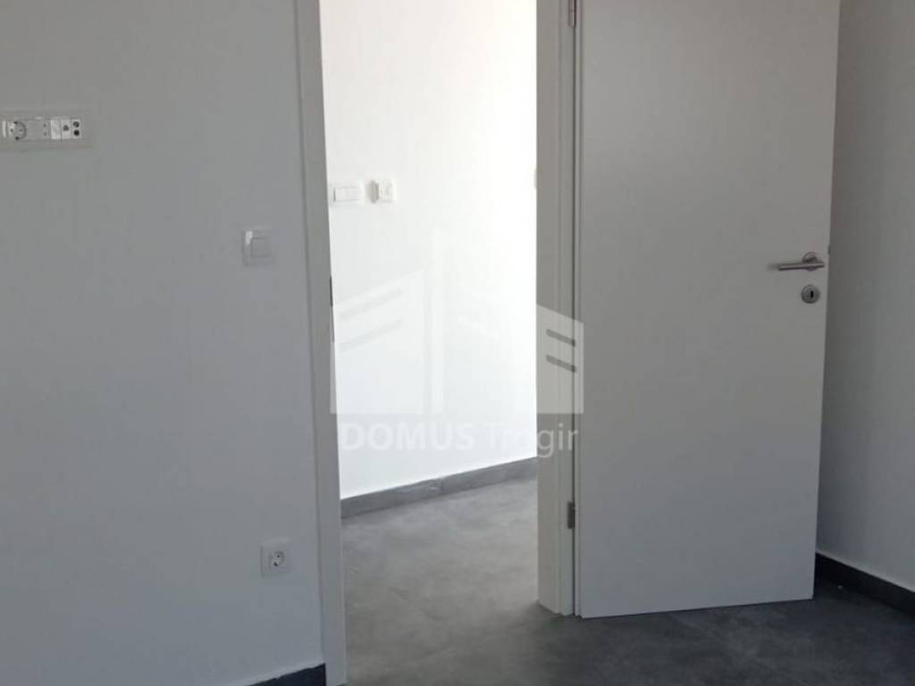 Stan u novogradnji, Prodaja, Okrug, Okrug Gornji