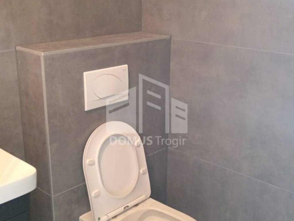 Stan u novogradnji, Prodaja, Okrug, Okrug Gornji