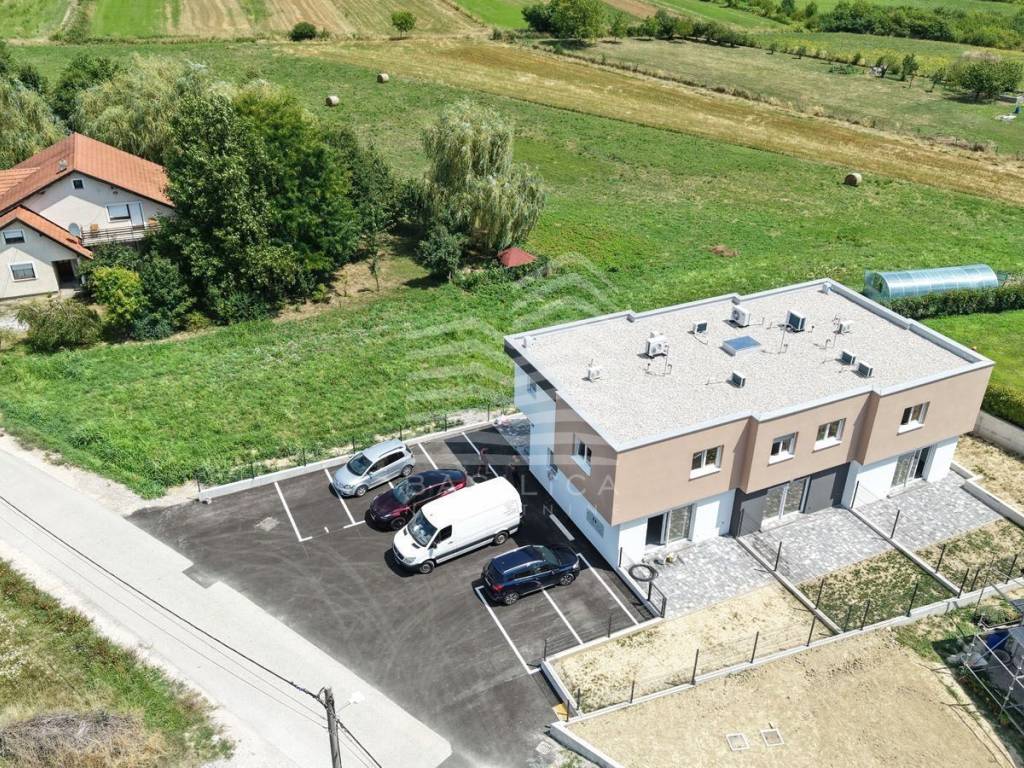 Kuća u nizu, Prodaja, Stupnik, Gornji Stupnik