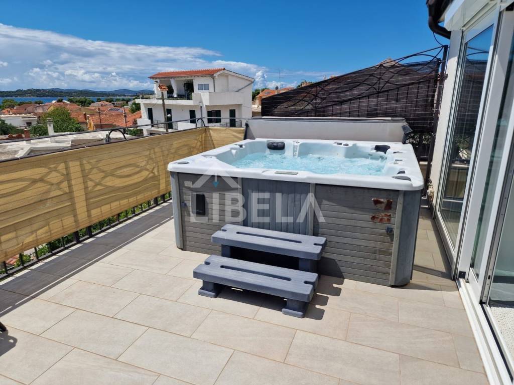 Apartman na moru, Prodaja, Vodice, Vodice