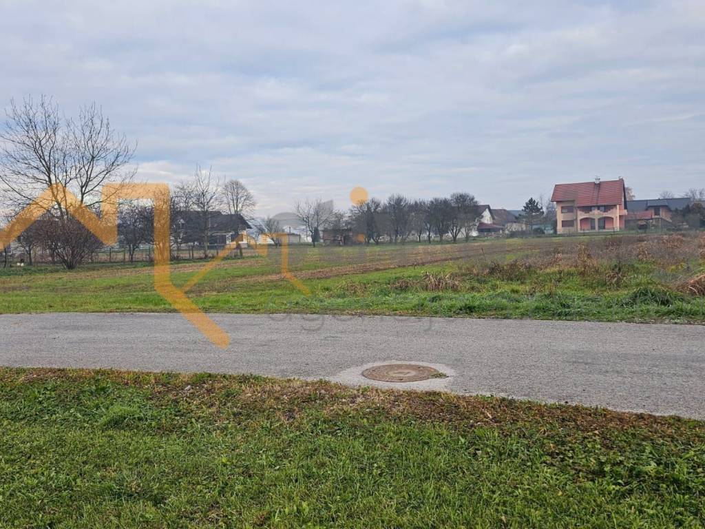 Građevinsko stambeno zemljište, Prodaja, Rugvica, Trstenik Nartski