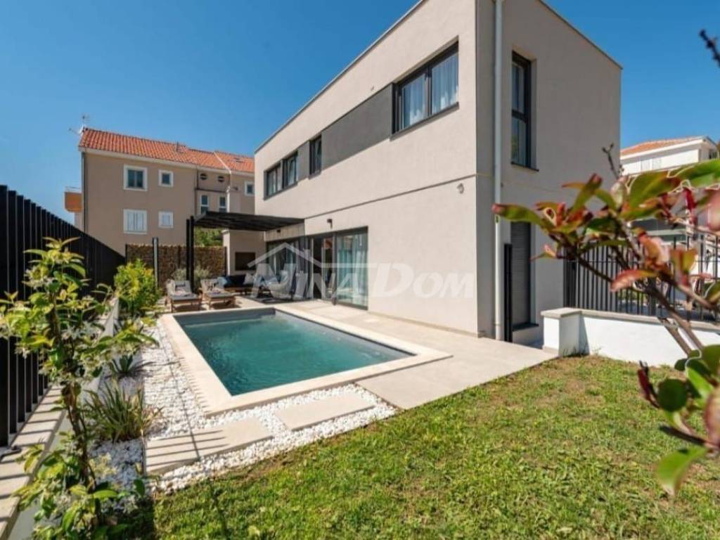 Nekretnina za odmor, Prodaja, Privlaka, Privlaka