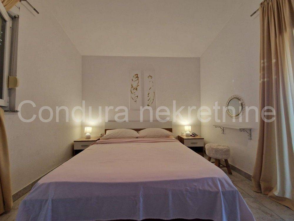 Apartman na moru, Prodaja, Vir, Vir