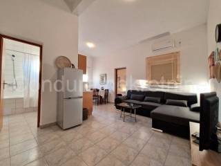 Apartman na moru, Prodaja, Vir, Vir