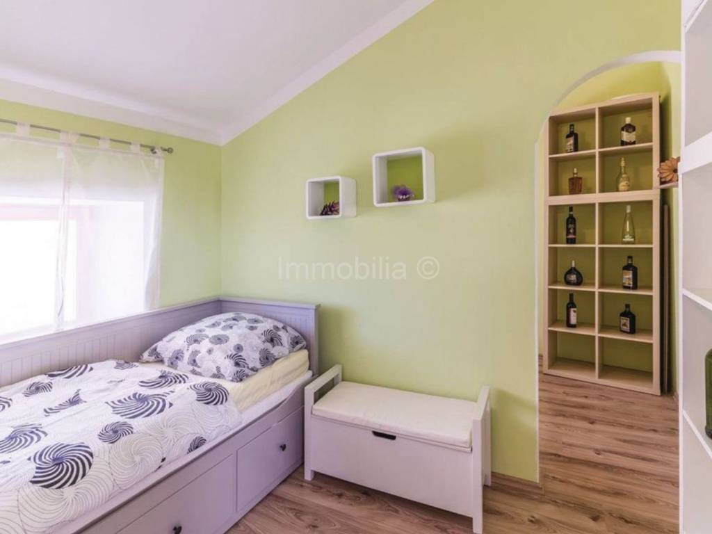 Kamena kuća, Prodaja, Medulin, Pomer