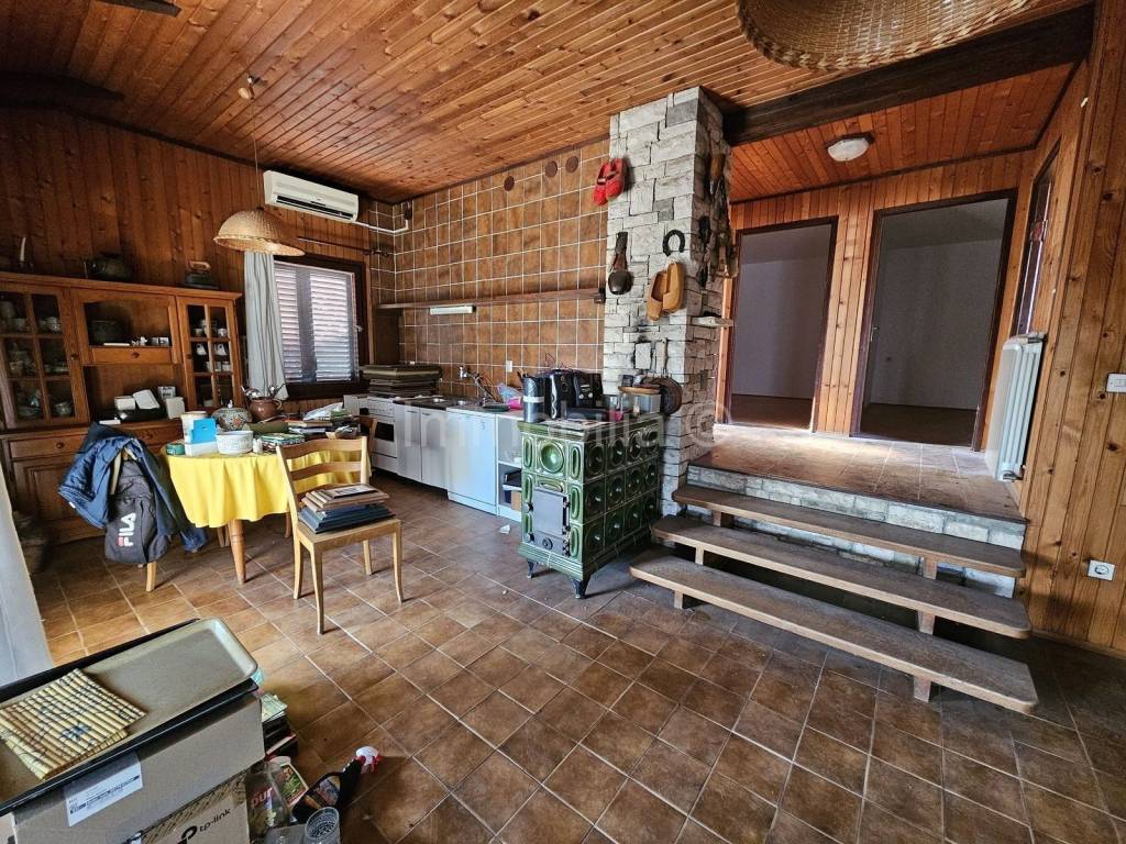 Stan u kući, Prodaja, Pula, Pula