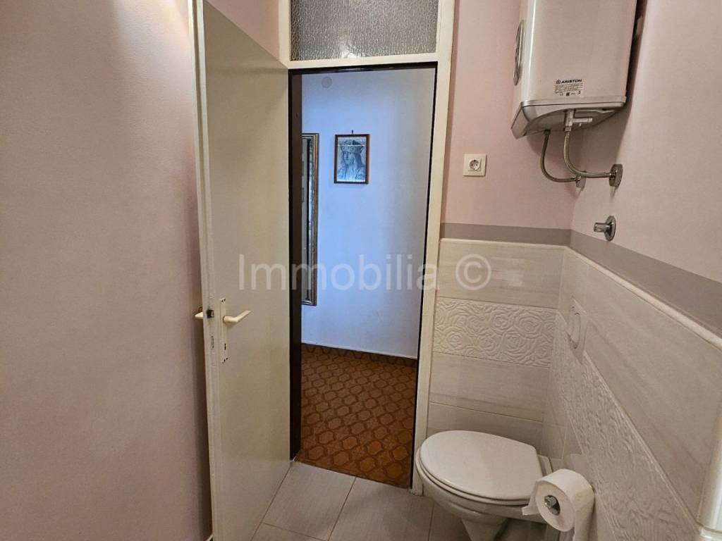 Stan u zgradi, Prodaja, Pula, Pula