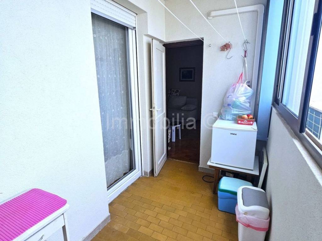 Stan u zgradi, Prodaja, Pula, Pula