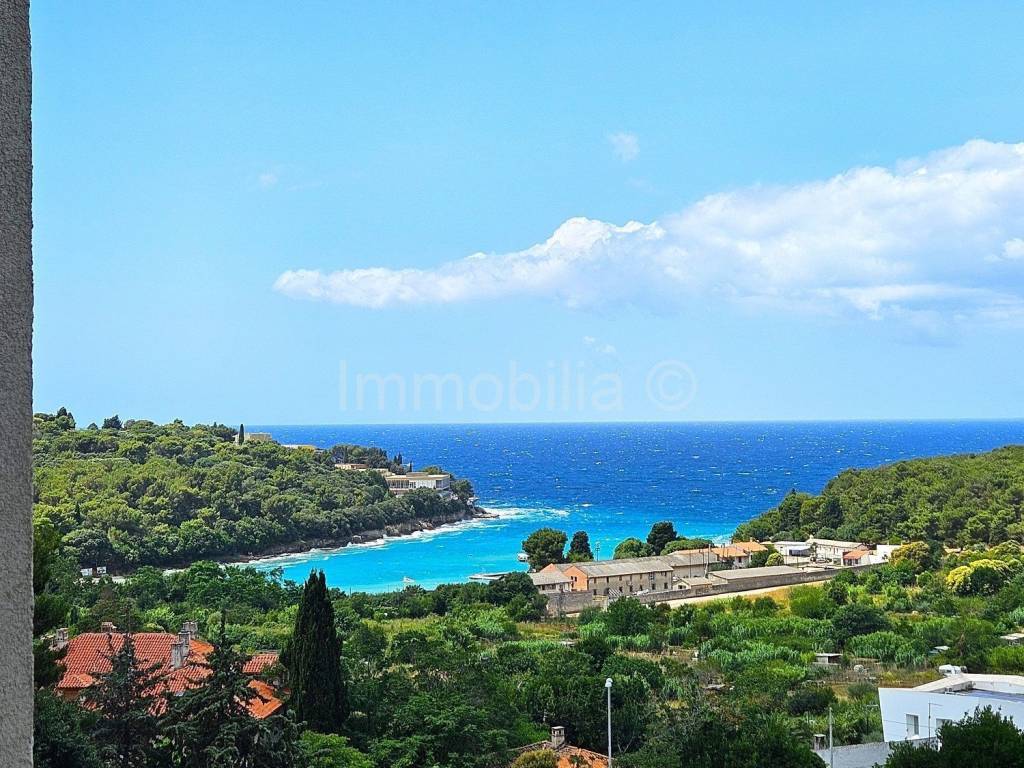 Stan u zgradi, Prodaja, Pula, Pula
