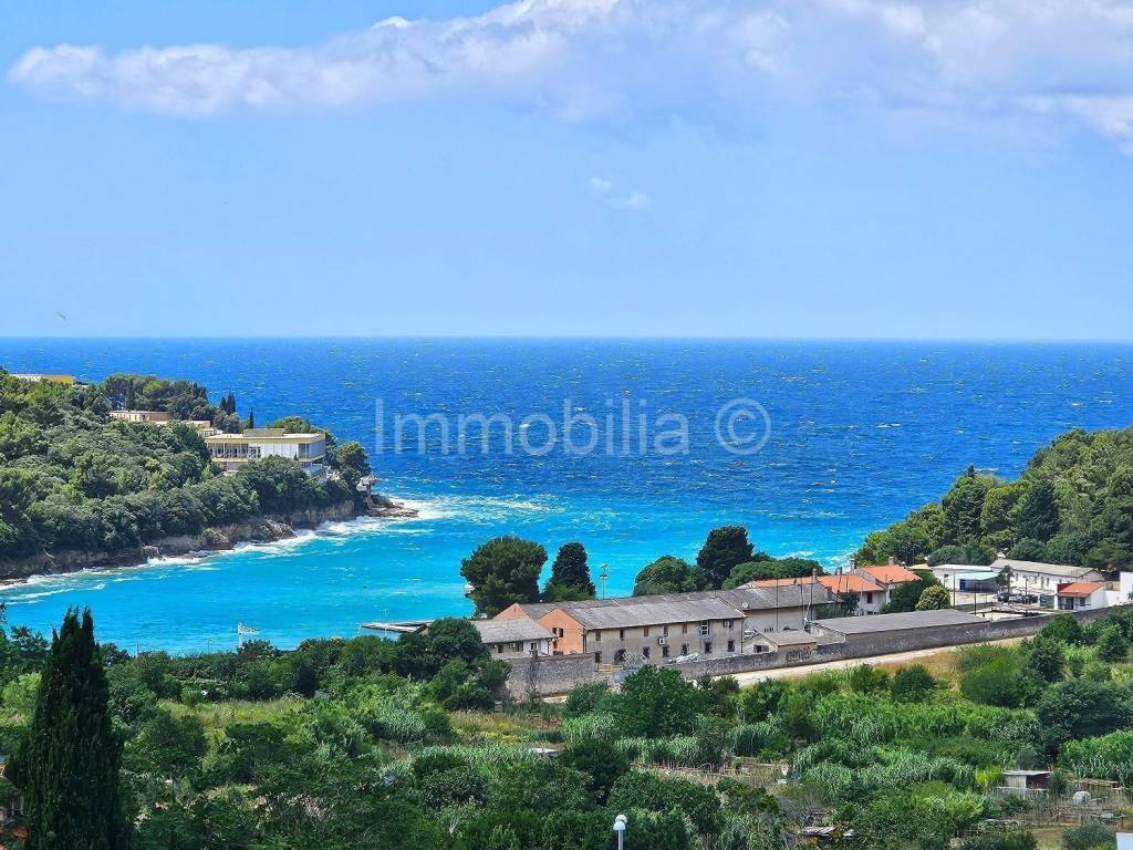 Stan u zgradi, Prodaja, Pula, Pula