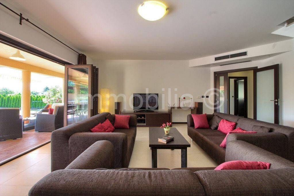 Vila, Prodaja, Ližnjan, Šišan
