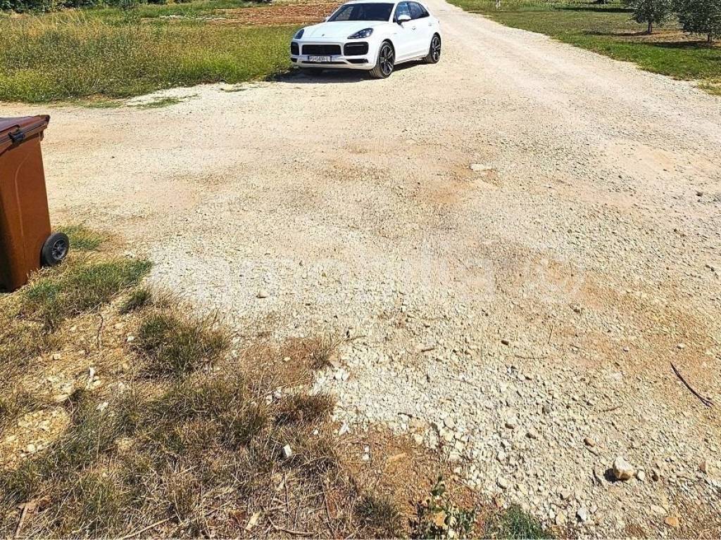 Građevinsko stambeno zemljište, Prodaja, Pula, Pula