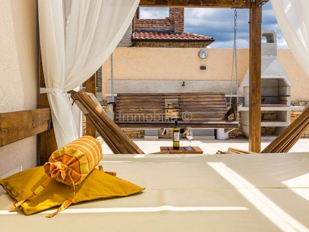 Vila, Prodaja, Svetvinčenat, Juršići