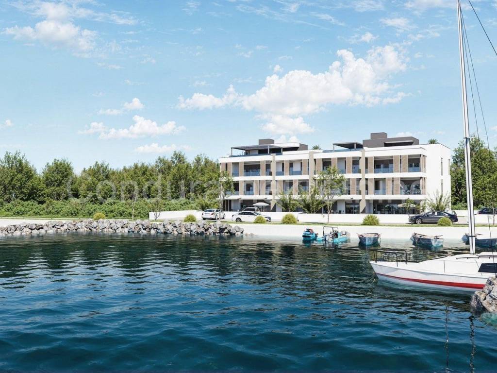 Apartman na moru, Prodaja, Nin, Zaton