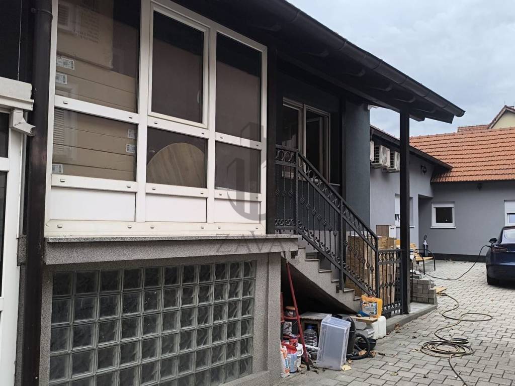 Lokal, Najam, Zagreb, Novi Zagreb - istok