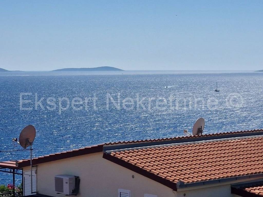 Samostojeća kuća, Prodaja, Okrug, Okrug Gornji