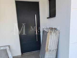 Apartman s okućnicom, Prodaja, Krk, Krk