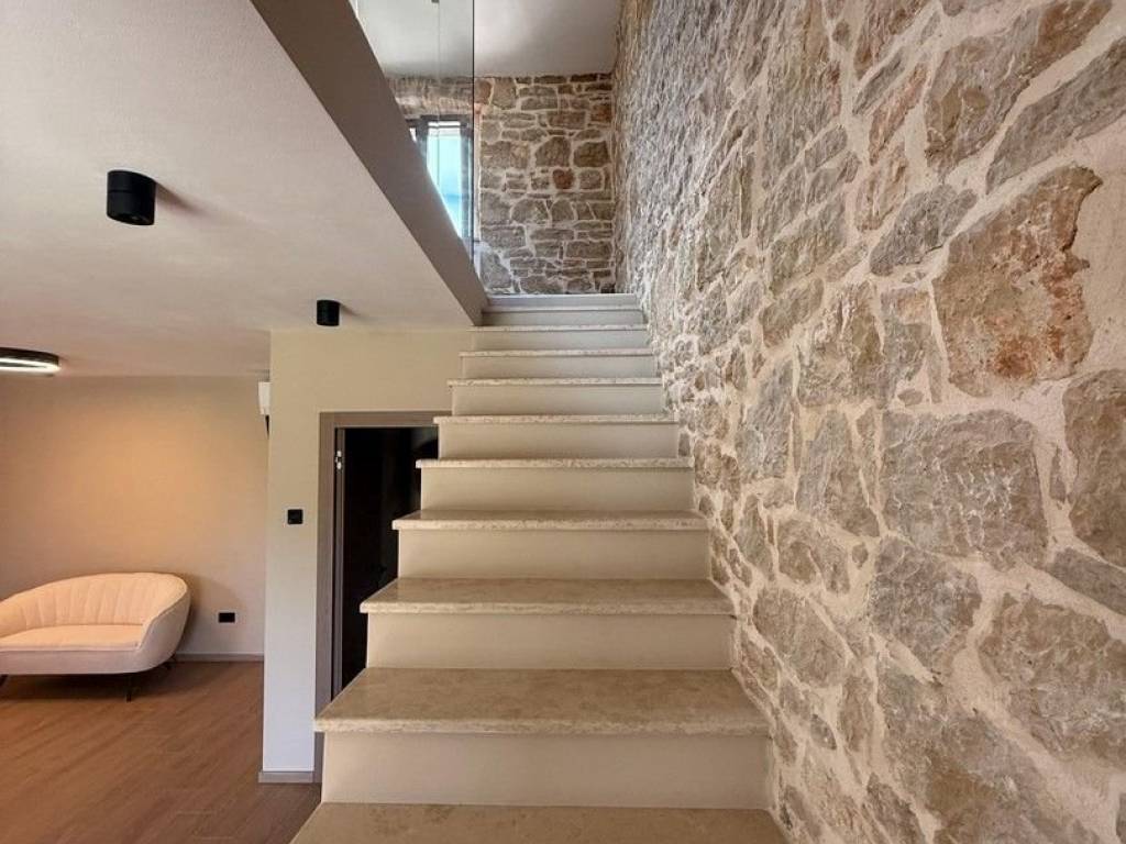 Kamena kuća, Prodaja, Poreč, Poreč