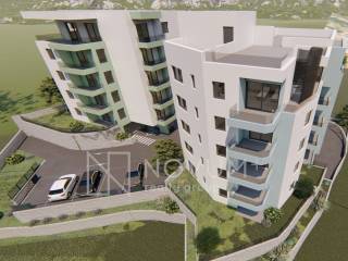 Stan u novogradnji, Prodaja, Dugi rat, Dugi Rat