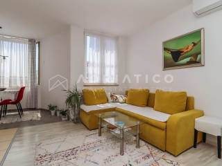 Stan u starijoj zgradi, Prodaja, Rovinj, Rovinj