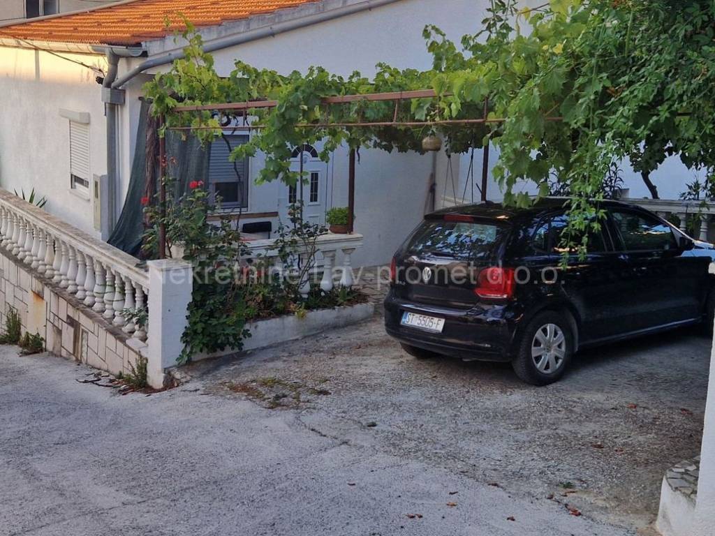 Dvojna kuća, Prodaja, Trogir - Okolica, Mastrinka