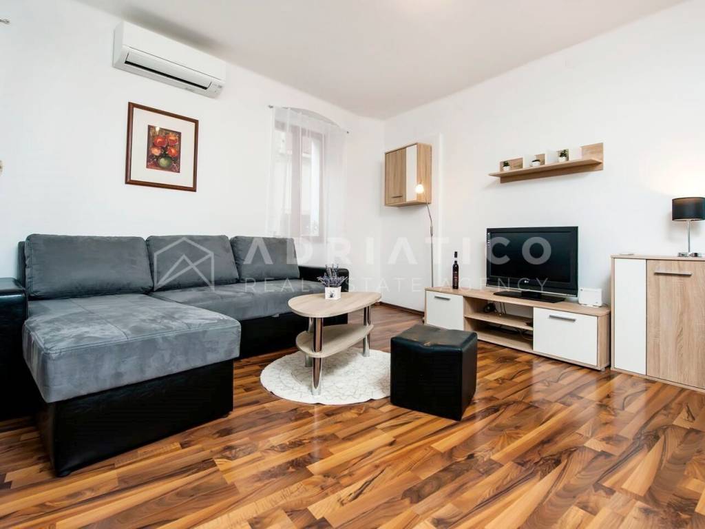 Stan u starijoj zgradi, Prodaja, Rovinj, Rovinj