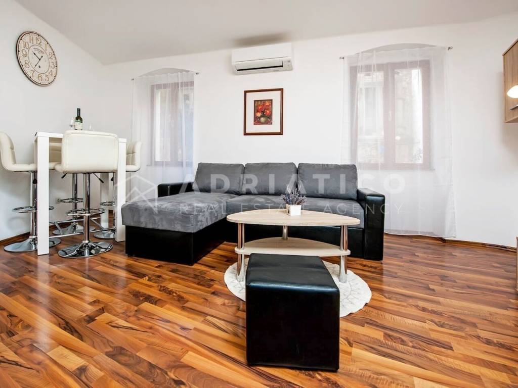 Stan u starijoj zgradi, Prodaja, Rovinj, Rovinj