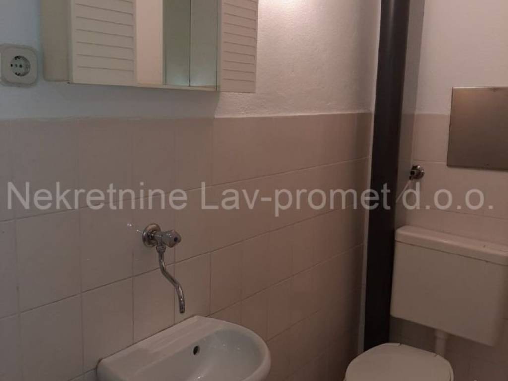 Poslovna zgrada, Prodaja, Split, Split