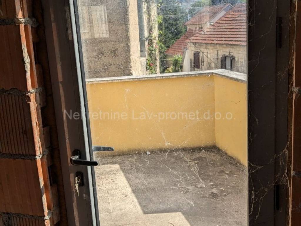 Poslovna zgrada, Zakup, Sinj, Sinj