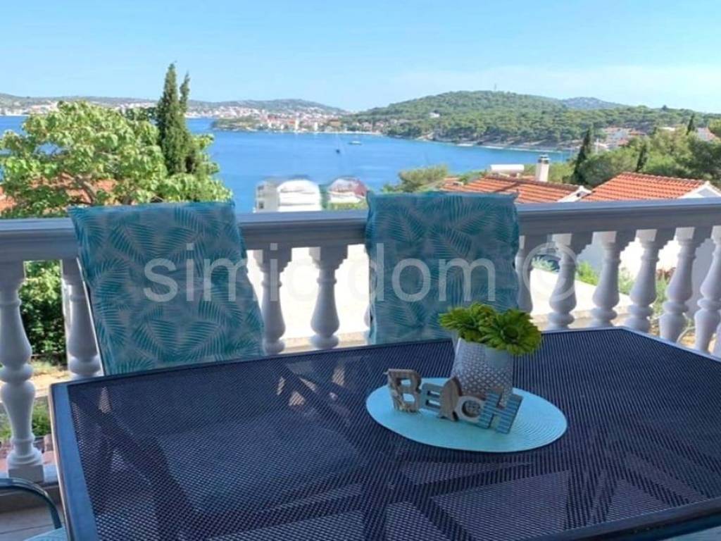 Apartmanska kuća, Prodaja, Rogoznica, Rogoznica
