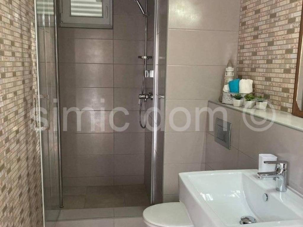Apartmanska kuća, Prodaja, Rogoznica, Rogoznica