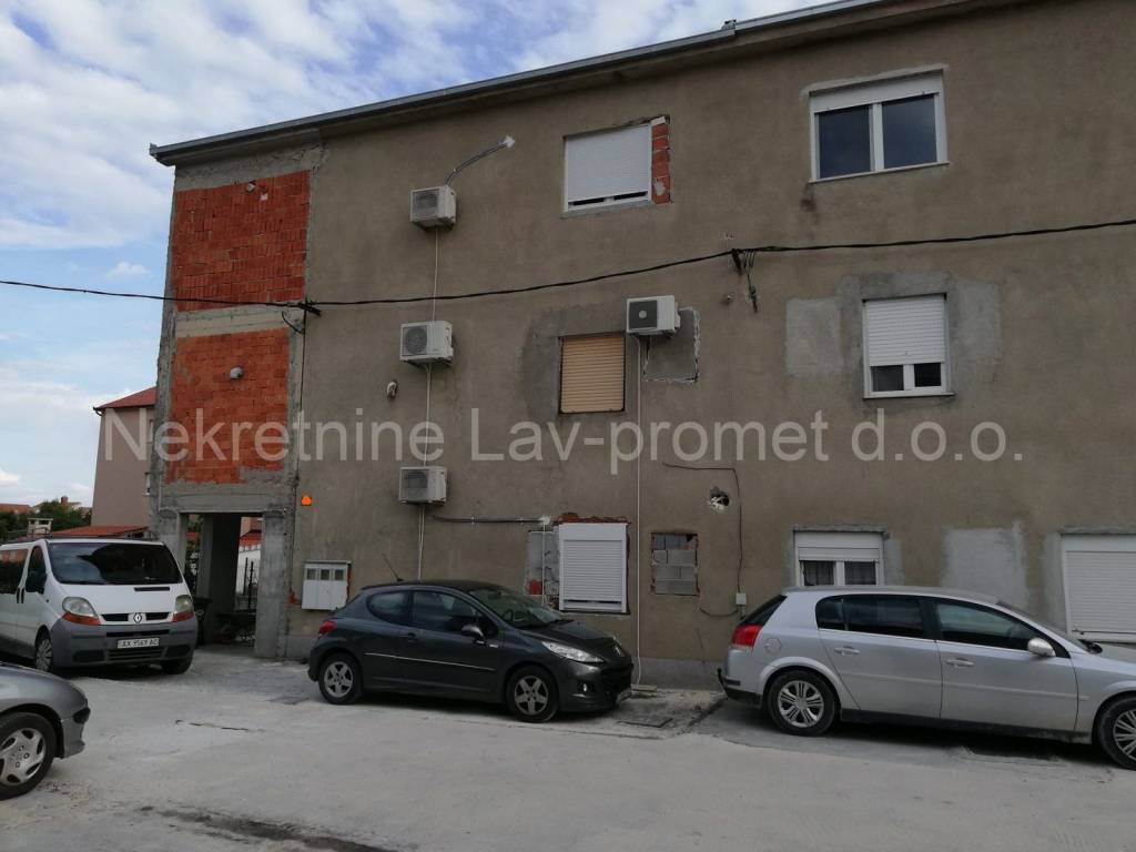 Stan u višeetažnoj kući, Prodaja, Kaštela, Kaštel Novi