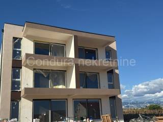 Apartman na moru, Prodaja, Povljana, Povljana