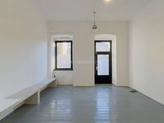 Ured, Najam, Rijeka, Centar