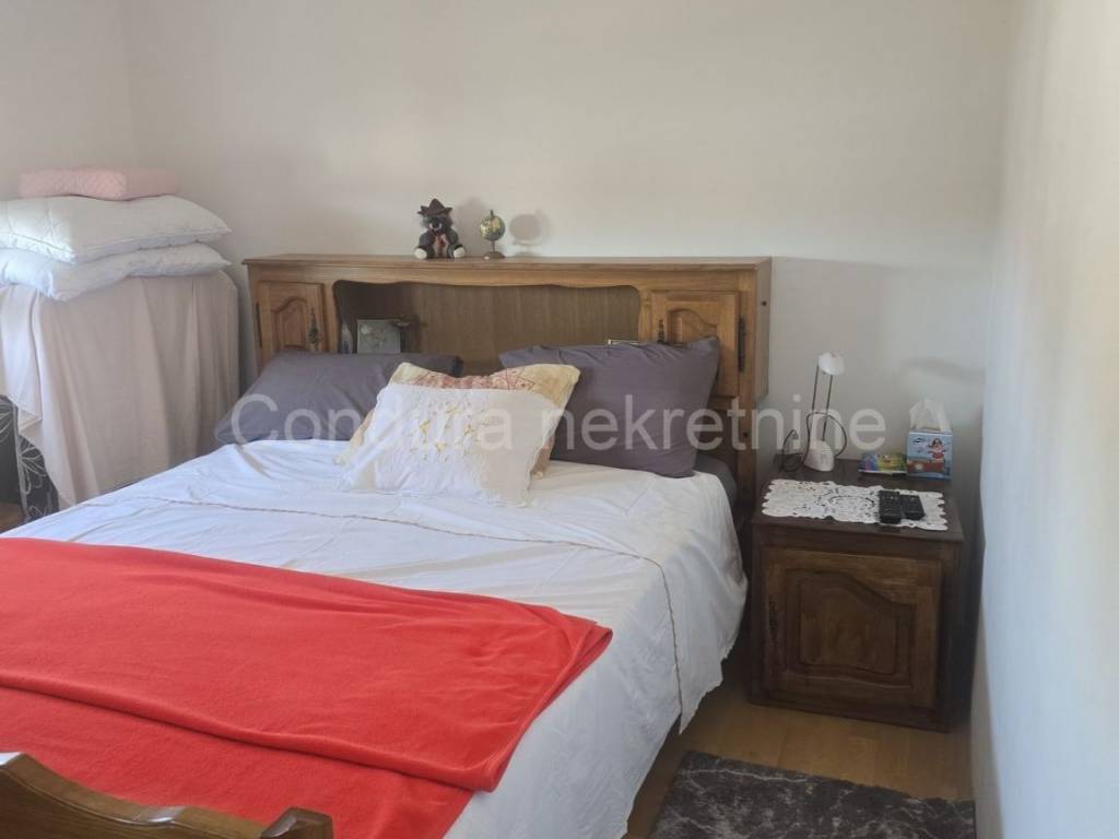 Apartman na moru, Prodaja, Nin, Nin