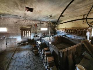 Obiteljska kuća, Prodaja, Kapela, Jabučeta